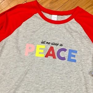 Christmas holiday Peace sleep chic sleep shirt top medium